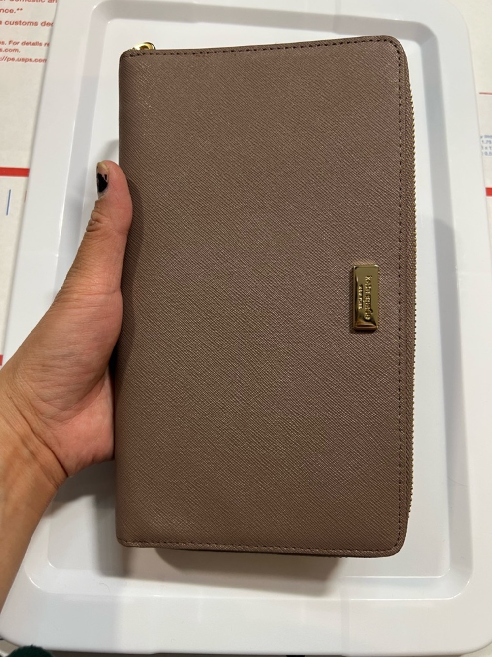 kate spade Saffiano Zip-Around Large Wallet in Mauve Taupe